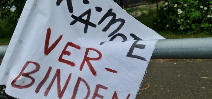 Protest gegen Landesparteitag der AfD in Berlin