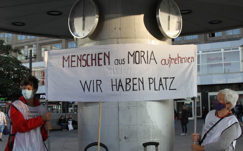 OMAS GEGEN RECHTS BERLIN - Wir haben Platz